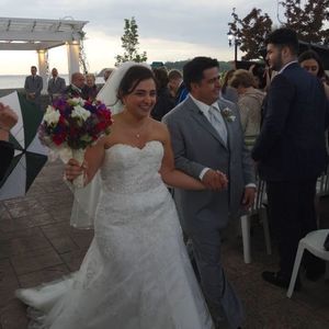 Meet your Posher, Elisa